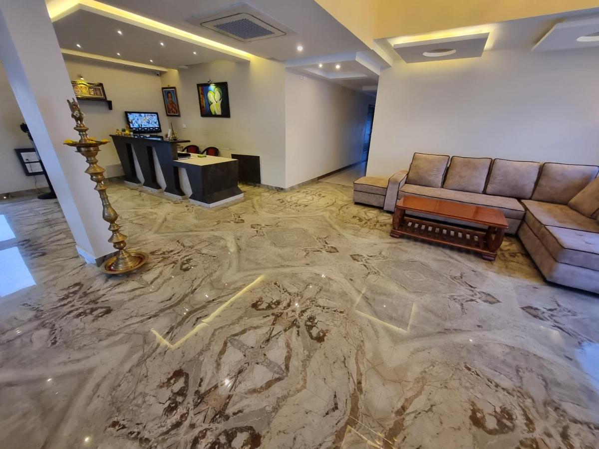 Отель Plutus Residency Ауровиль Экстерьер фото